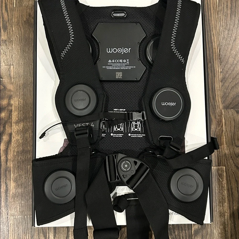 AMAZING! Woojer HD Haptic Vest 4! Like New! Only Tried Once!